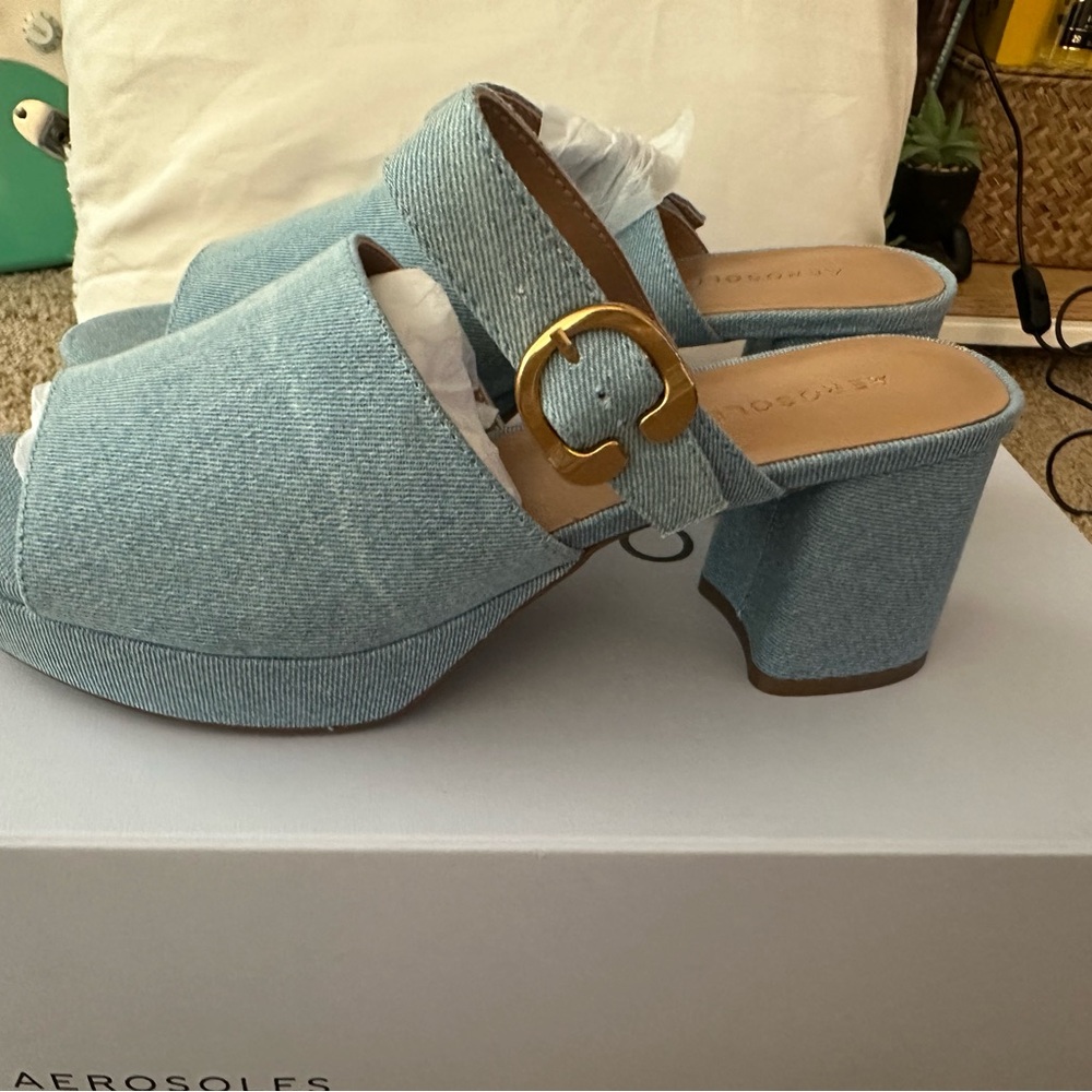 AEROSOLES Women's Cosmic Light Blue Mules with Gold Accent
